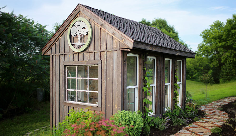 Greenhouse shed