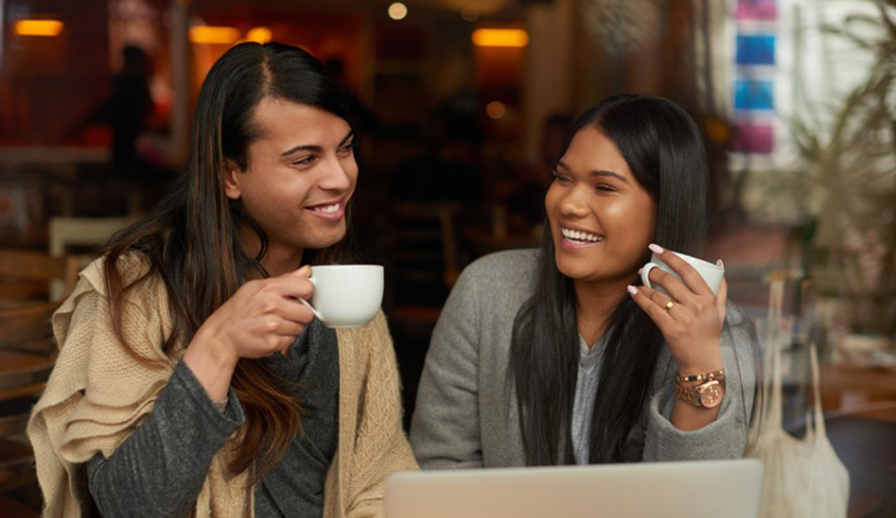 Couple drinking coffee.