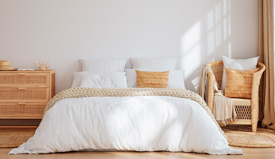 White clean bedroom.